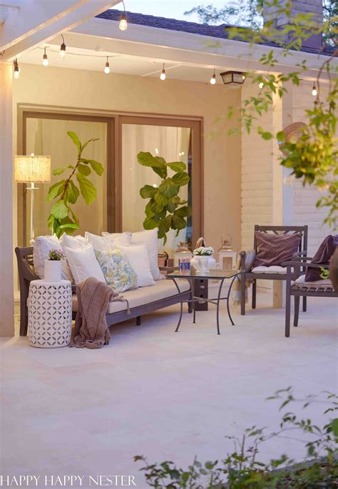 Transform Your Outdoor Space with These Stunning Decorations! A Guide to Beautifully Enhance Your Exterior.