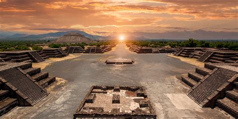 Overcrowded Teotihuacan