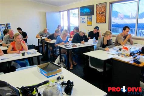 PADI classroom session