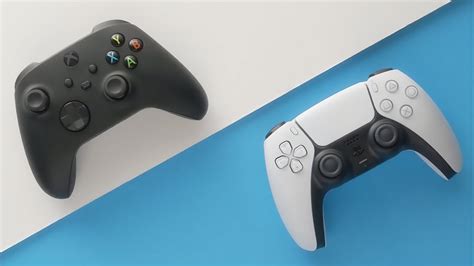 PS5 DualSense controller vs Xbox Series X controller: design