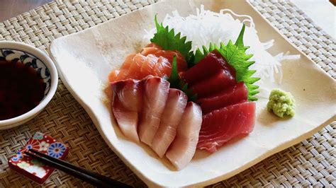 Padukan Saus Sashimi dengan Makanan Lainnya