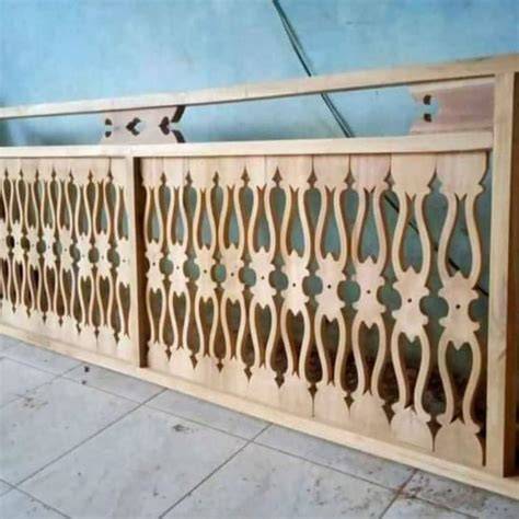 Pagar Ukiran Kayu