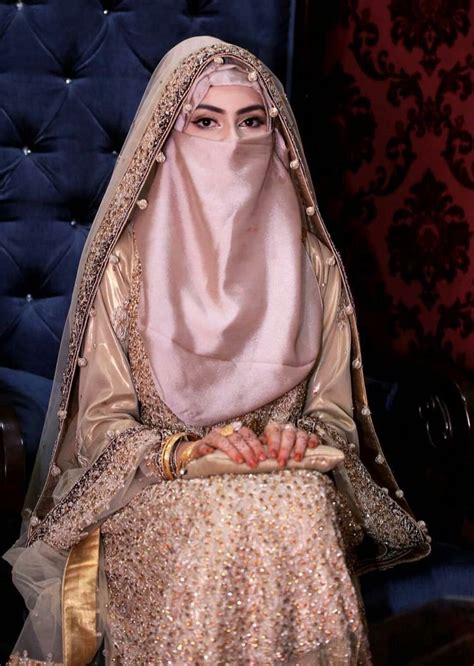 Pakistani Burqa Style