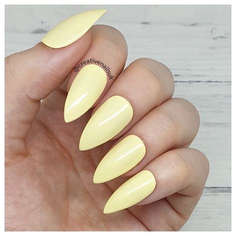 Pale Yellow Chrome Nails: The Latest Nail Trend In 2023