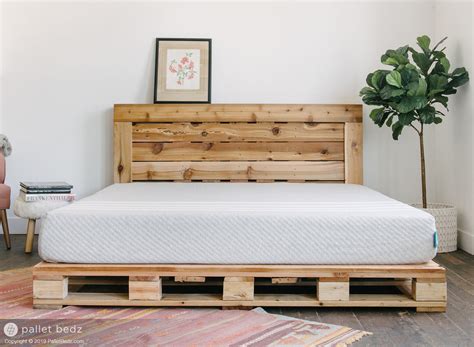 Pallet Bed Size