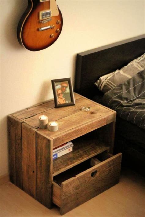 Pallet Bedside Table Plans