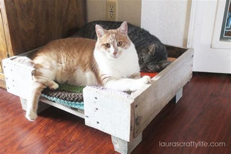 Pallet Cat Bed