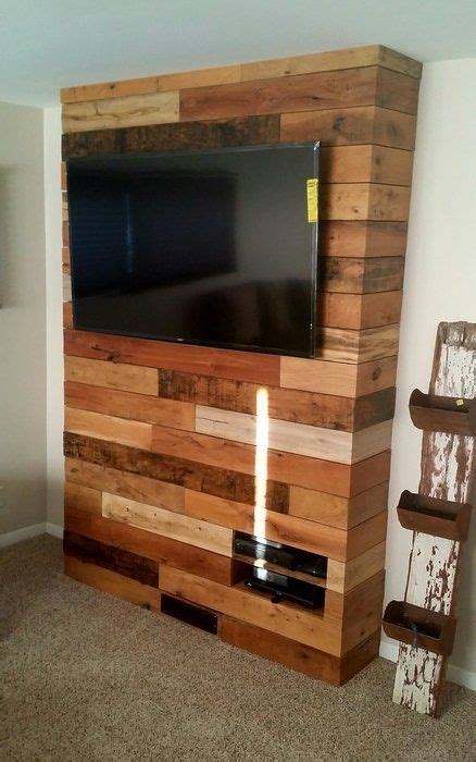 Pallet Entertainment Wall
