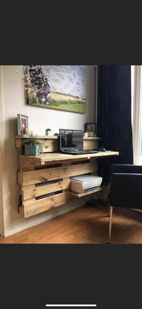 Pallet Wall Desk