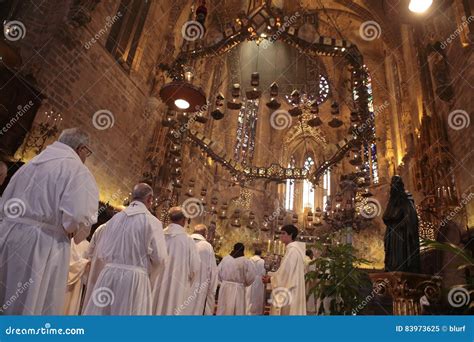 Palma Cathedral queue