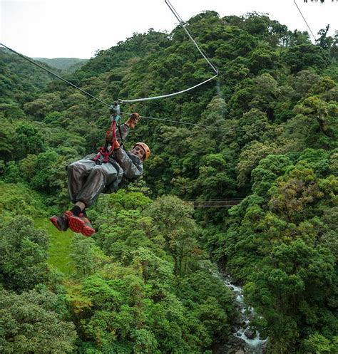 Panama Ziplining