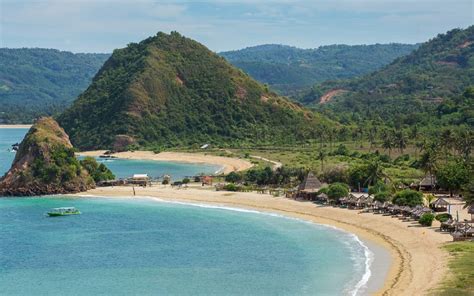 Pantai Senggigi Lombok