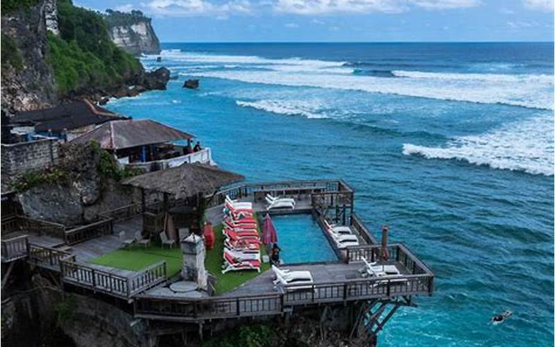 Pantai Suluban Bali: Keindahan Surga Tersembunyi