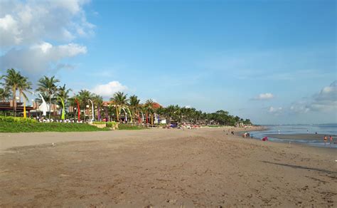 Pantai Batubelig