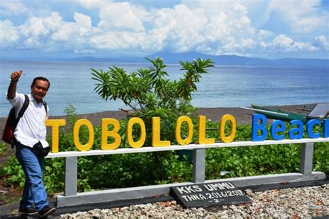 Pantai Tobololo