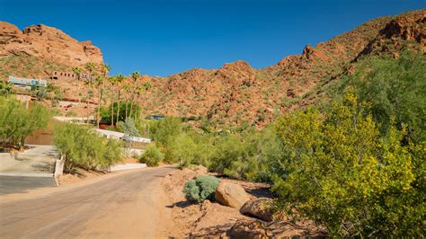 Paradise Valley Travel Tips