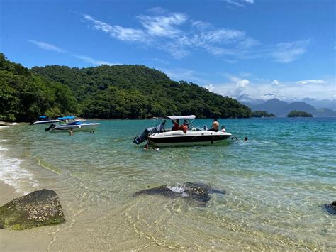 Paradise Ilha Grande en lancha privada