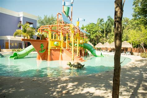 Paraiso Beach activities