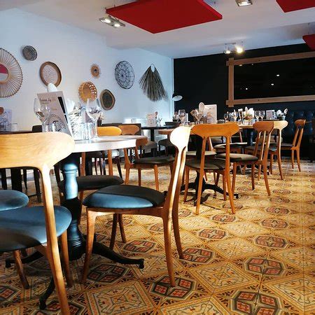 Parentis En Born Restaurant