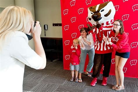Discover the Ultimate Family Weekend Experience: UW Madison's Parents Weekend 2021