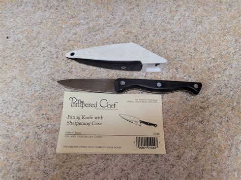 Paring Knife With Sharpening Case