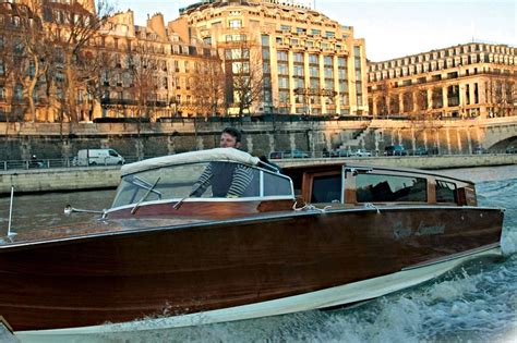Paris Private Boat Customization