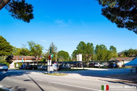 Parking at Punta Sabbioni