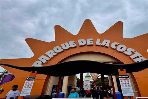 Van Trip Review: Argentine Disneyland from Buenos Aires