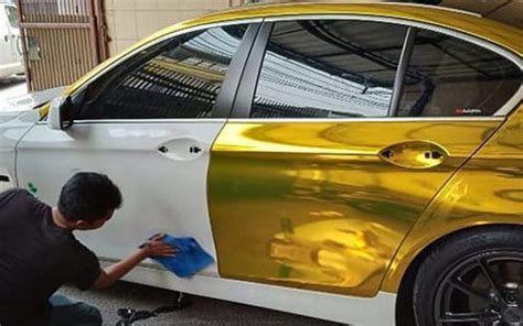 Pasang Stiker Mobil Full Body