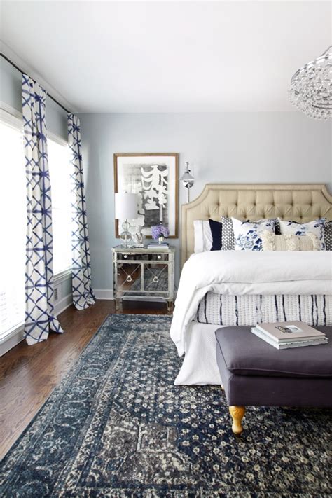 Patterned rug in a bedroom