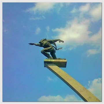 Patung Zonde di Indonesia