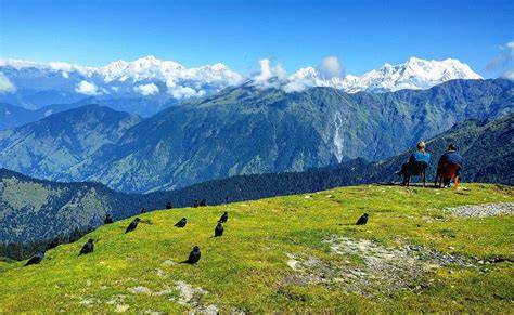 Pauri - Mountain Town with Himalayan Views