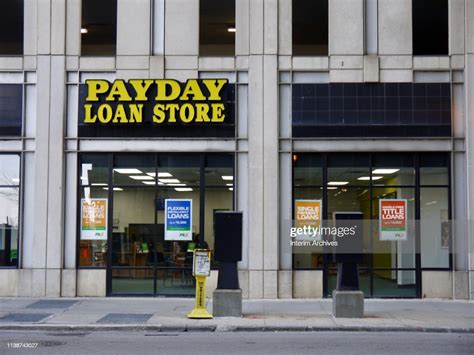 Payday Loan Store With Customer Service