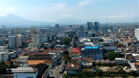 Pemandangan Kota Bandung