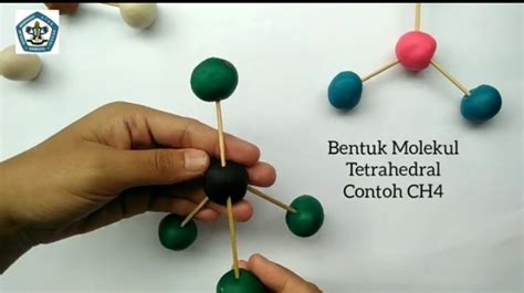 Pembuatan Model Struktur Molekul dengan Gelas Akrilik