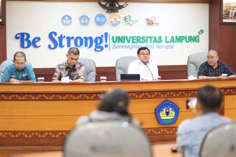 Peminat UNILA