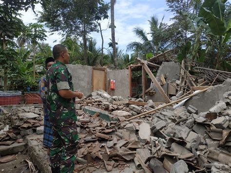 Penanganan rumah rusak pasca gempa Lombok