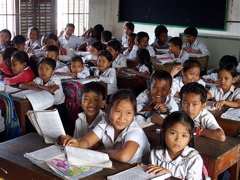 Pendidikan Menengah di Kamboja