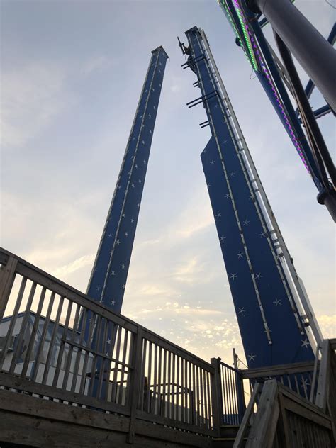 Pendulum Freefall Thrill