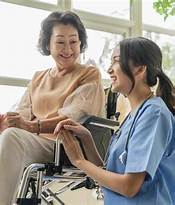 Perawat Lansia Jepang di Indonesia