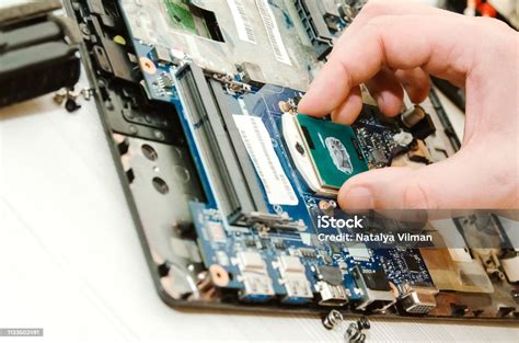 Perbaiki Laptop Anda