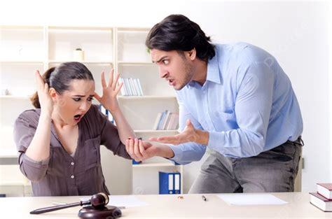 Perceraian & Kesehatan: Dampak Tubuh, Cara Mengatasi