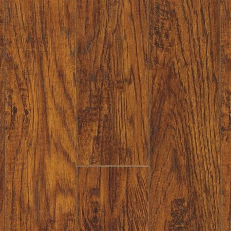 Pergo Highland Hickory