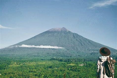 Perjalanan Spiritual Gunung Slamet