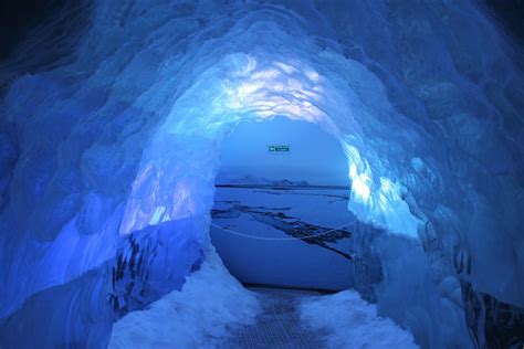 Perlan Ice Cave