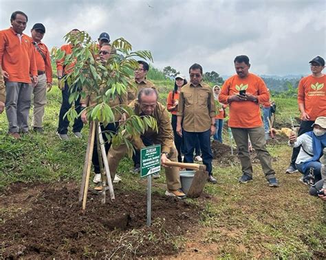 Perlindungan Lingkungan untuk Kelangsungan Hidup Manusia