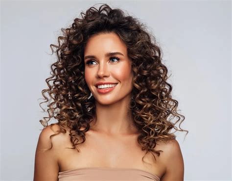 Perm Hair Style For Square Face