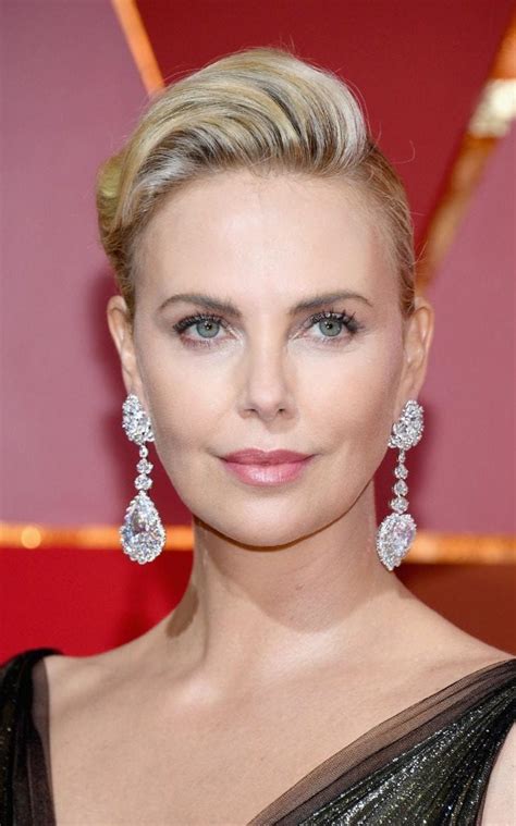 Personalized Jewelry at the Oscars