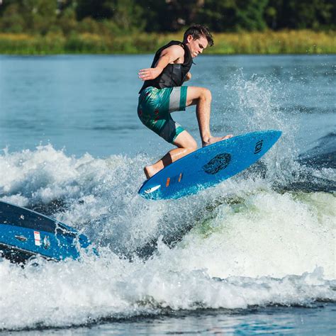 Personalizing Wakesurfing