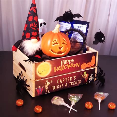 Personalizing Your Halloween Hamper